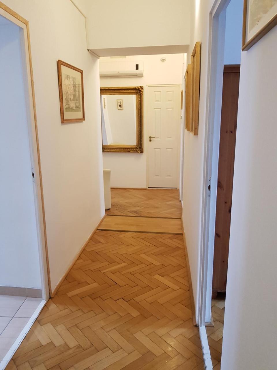 Varkeruelet Apartman Sopron Exterior photo